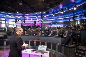 Jari Leppä puhuu Valtakunnallisilla kalatalousaluepäivillä